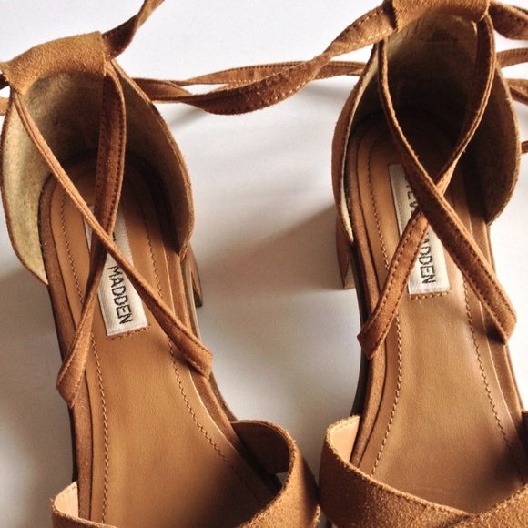 STEVE MADDEN-Tan "KANZLEY" Ankle Wrap Sandals - Picture 7 of 13